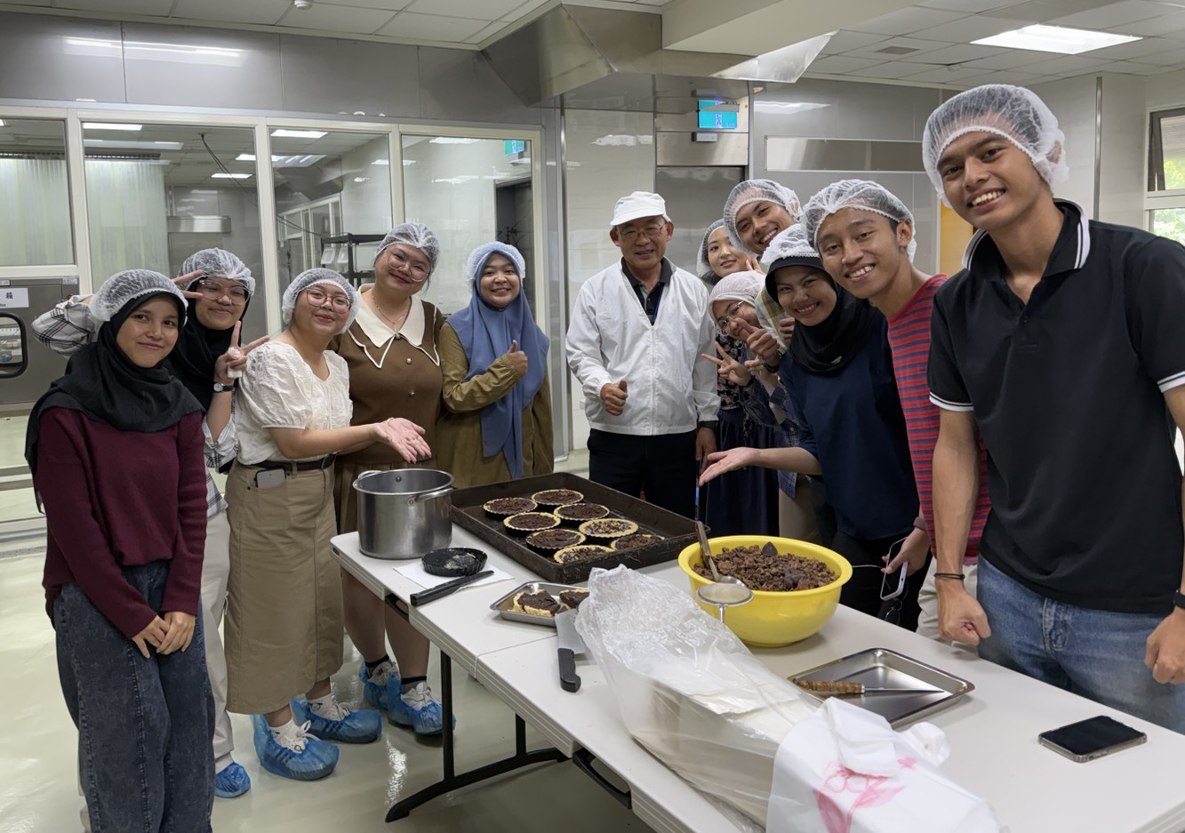 OIA Gives NSP Students Hands-On Experience of Food and Biotech Industry Operations_精選圖片